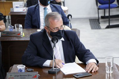 Menezes diz que empresas que não puderam trabalhar na pandemia devem ser isentas de taxa de funcionamento Vereadores aprovam isenção de taxas para bares, buffets e eventos
