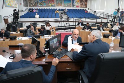 Vereadores aprovam orçamento de R$ 2,9 bilhões para 2023