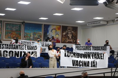 Vereadores aprovam quatro propostas durante a 24ª sessão