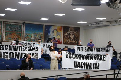 Vereadores aprovam quatro propostas durante a 24ª sessão