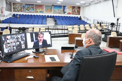 Vereadores aprovam sete propostas em sessão ordinária
