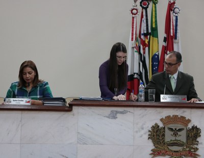 Vereadores aprovam cinco projetos na 19ª sessão