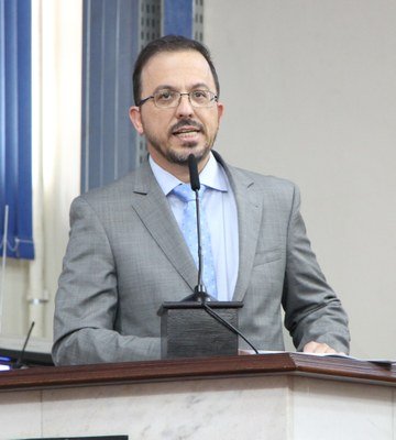Vereadores aprovam oito projetos de lei