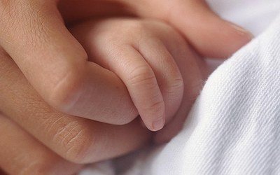Vereadores pedem ampliação da licença maternidade