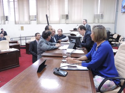 Vereadores realizam 2ª e 3ª sessões extraordinárias de 2015