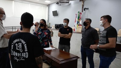 Vereadores se reúnem para debater composição de comissões