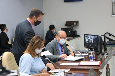 Vereadores votam 17 projetos na 43ª Sessão Ordinária