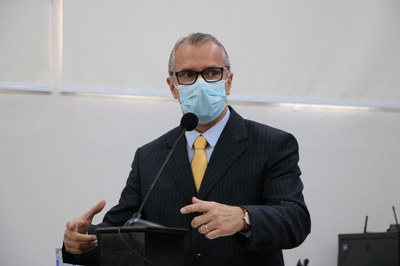 Vereadores votam doação de área para clínica veterinária e absorvente grátis