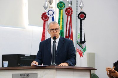 Vereadores votam proibição de manter animais acorrentados