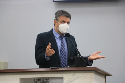 Vereadores votam renovação do contrato do transporte coletivo