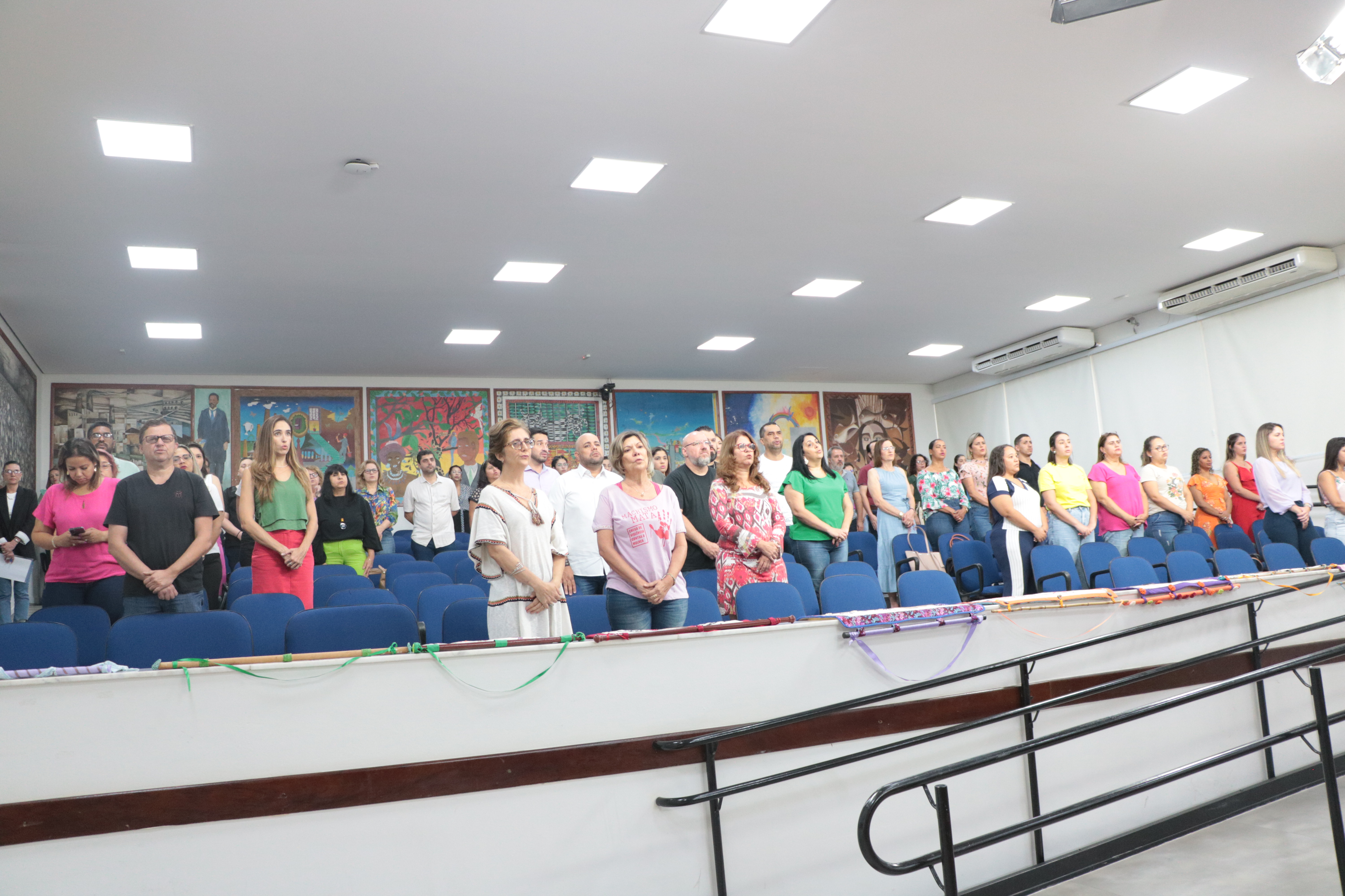 Violência contra a mulher é tema de seminário