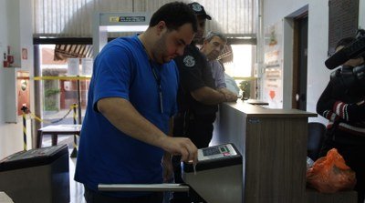 Visitantes serão cadastrados na portaria