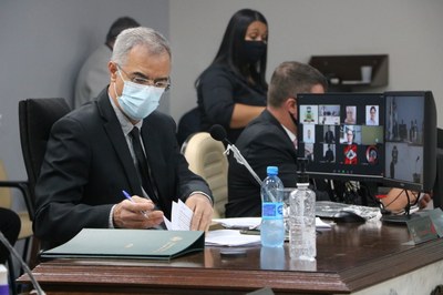 Vereadores aprovam remissão de dívidas com o Semae