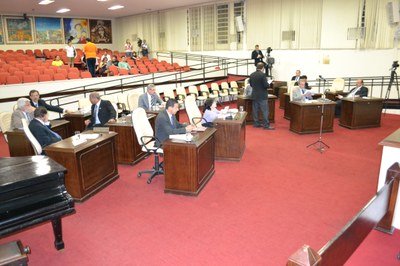 32ª Sessão tem oito projetos aprovados