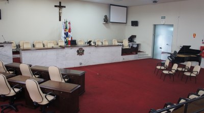 Câmara Municipal realiza Sessão Solene em homenagem ao Dia Municipal do Transporte Rodoviário de Cargas