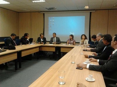 Diretores participam de reunião sobre TV Digital em Brasília