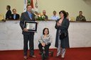 O professor recebeu a Medalha do Brasão do Município e o Diploma de Comendador da Ordem Municipal do Brasão Professor Adaumir Castro recebe homenagem da Câmara