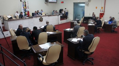 Vereadores aprovam projeto na 25ª Sessão Ordinária
