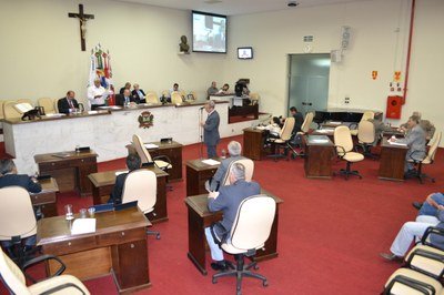 Vereadores aprovam quatro projetos na 36ª Sessão Ordinária